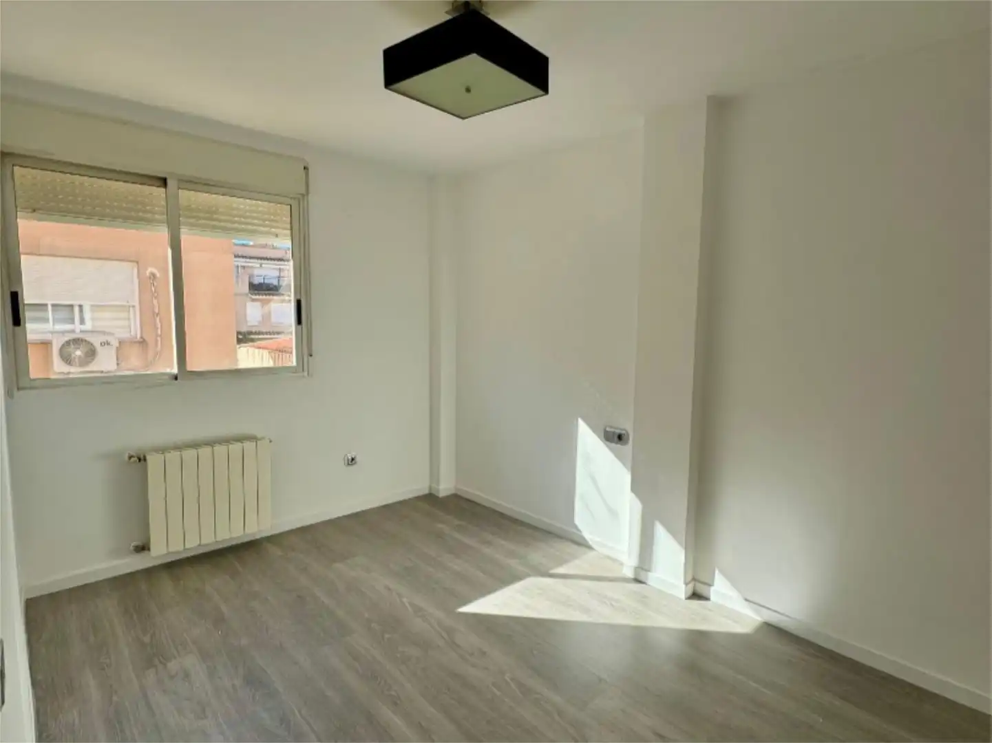 Wohnung zum Verkauf in Plaza de los Pueblos, 5, Nuevo Centro Schlafzimmer von Wohnung zum Verkauf in Sagunto / Sagunt mit Klimaanlage, Heizung und Privatgarten