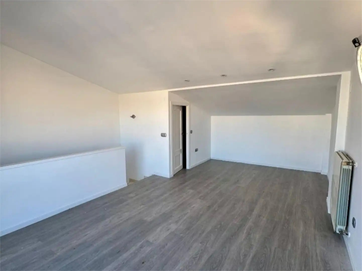 Wohnung zum Verkauf in Plaza de los Pueblos, 5, Nuevo Centro Wohnung zum Verkauf in Sagunto / Sagunt mit Klimaanlage, Heizung und Privatgarten