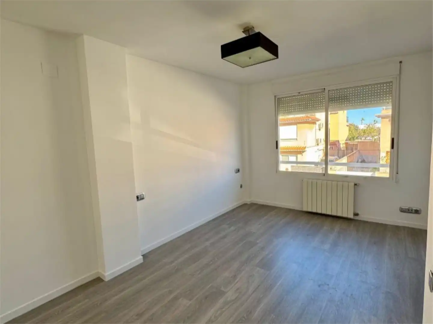 Wohnung zum Verkauf in Plaza de los Pueblos, 5, Nuevo Centro Schlafzimmer von Wohnung zum Verkauf in Sagunto / Sagunt mit Klimaanlage, Heizung und Privatgarten