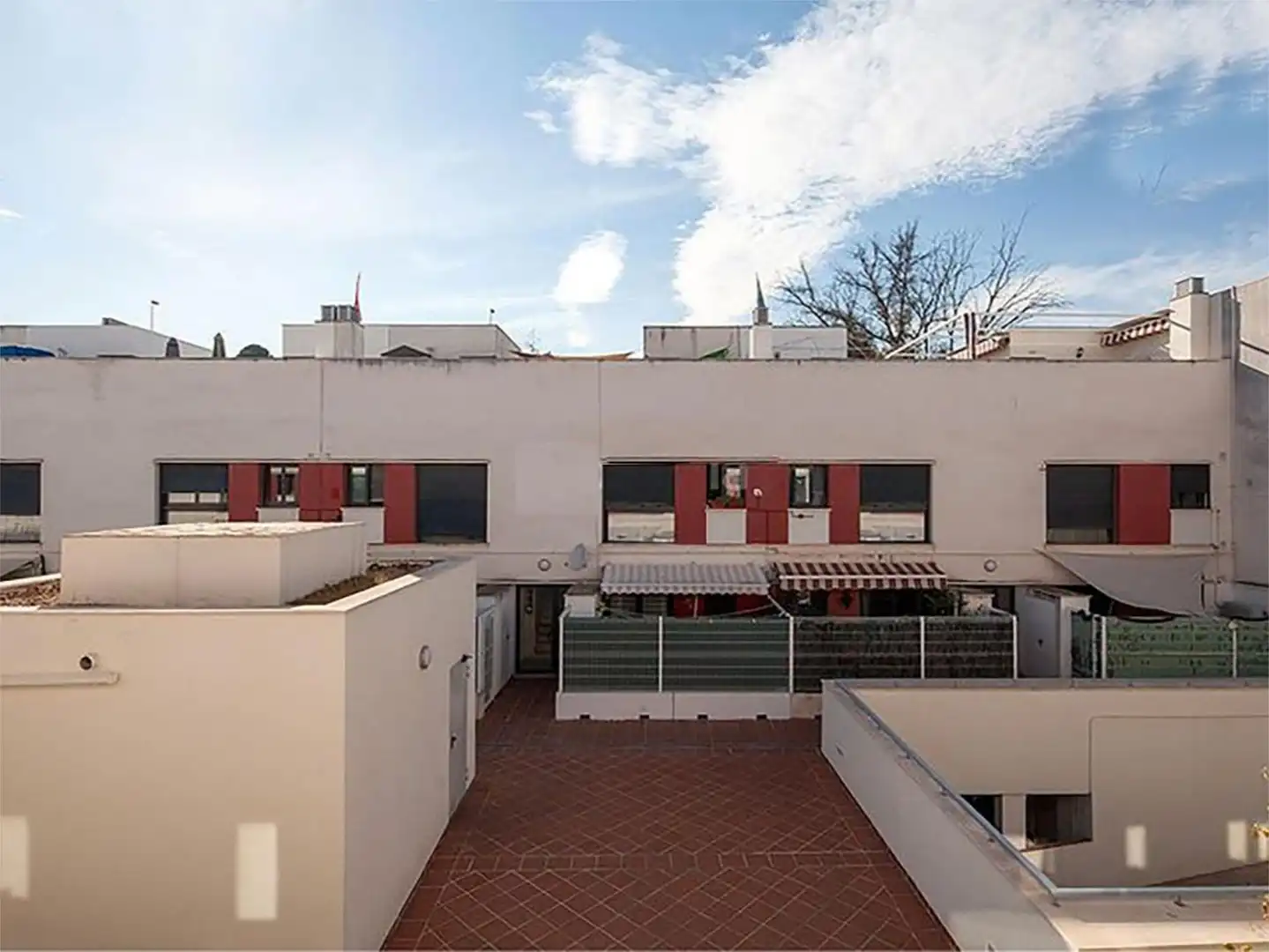 Vista exterior de Piso en venta en Camas con Aire acondicionado, Calefacción y Terraza
