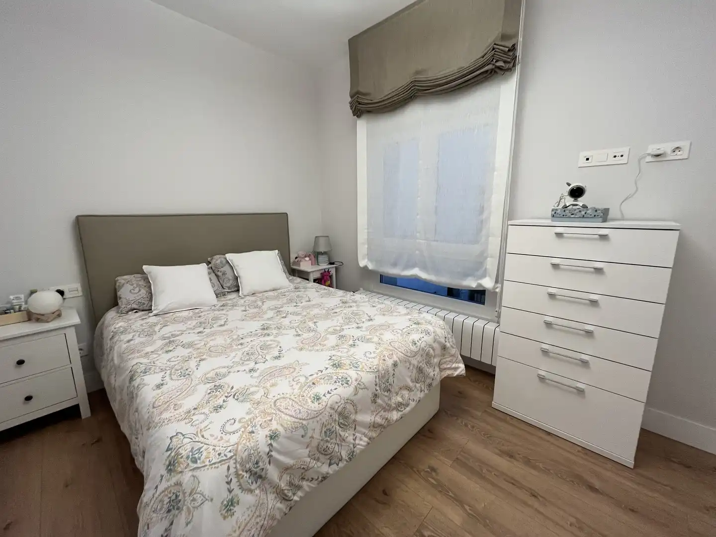 Piso en venta en Gardoki Kardenalaren Kalea, 11, Ensanche - Moyua - Diputación Habitación de Piso en venta en Bilbao con Balcón