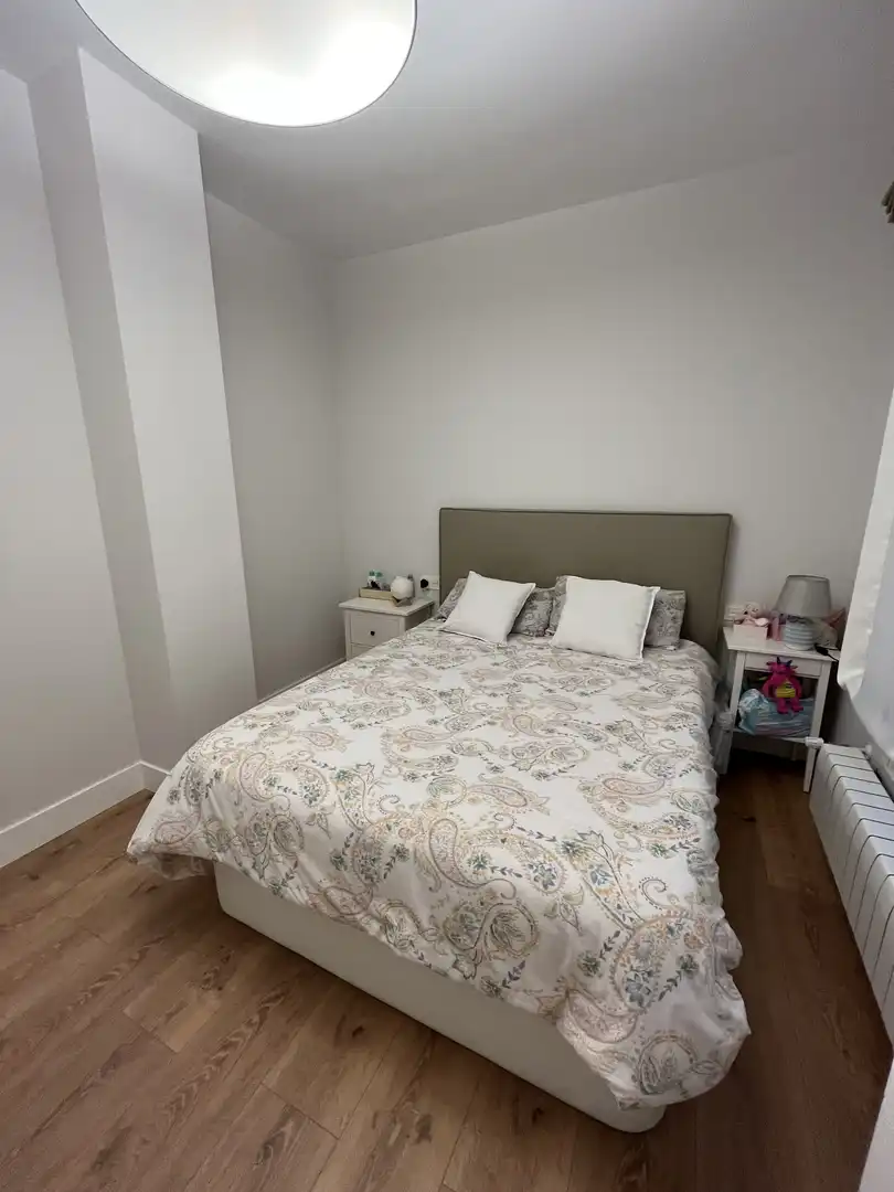 Piso en venta en Gardoki Kardenalaren Kalea, 11, Ensanche - Moyua - Diputación Habitación de Piso en venta en Bilbao con Balcón