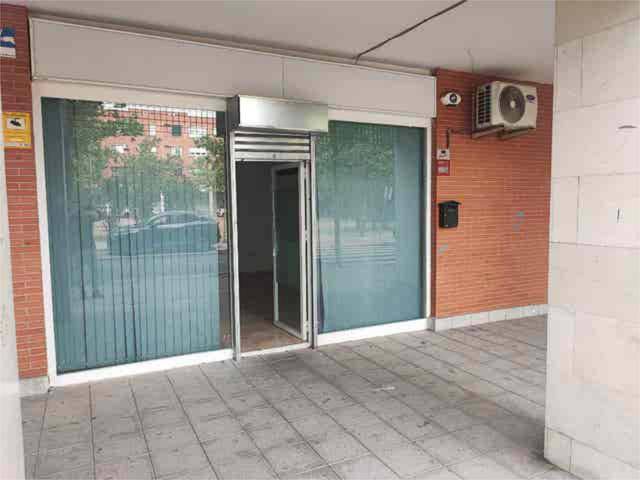 Local comercial en Alquiler en Valdepelayo - Montepinos - Arroyo Culebro