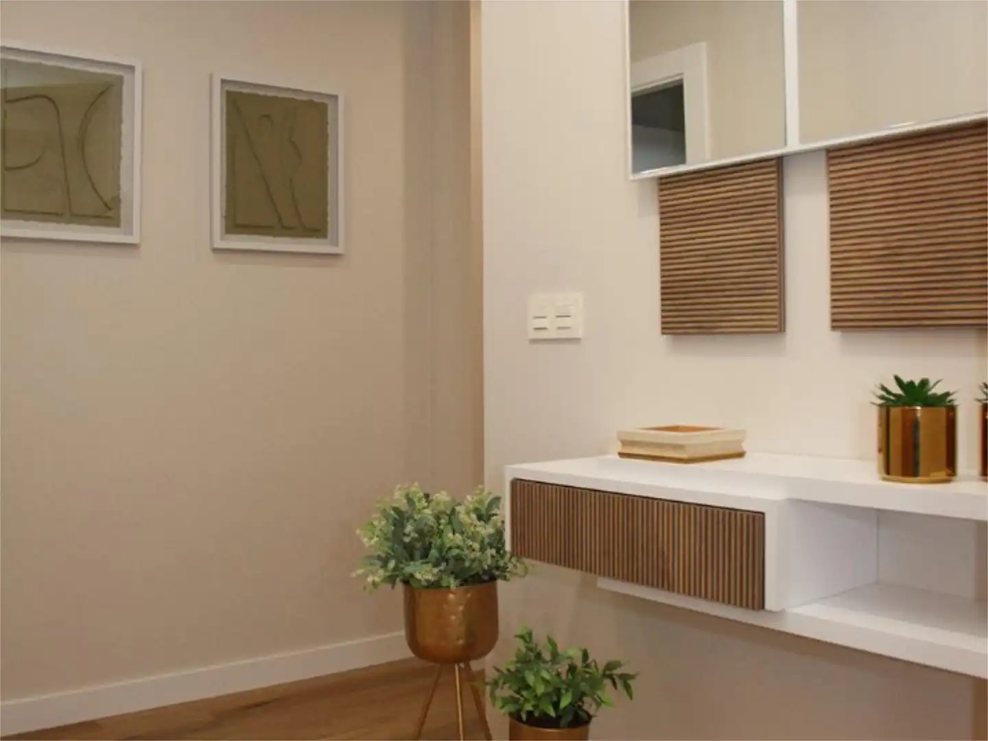 Wohnung zum Verkauf in Tauste mit Klimaanlage, Terrasse und Balkon