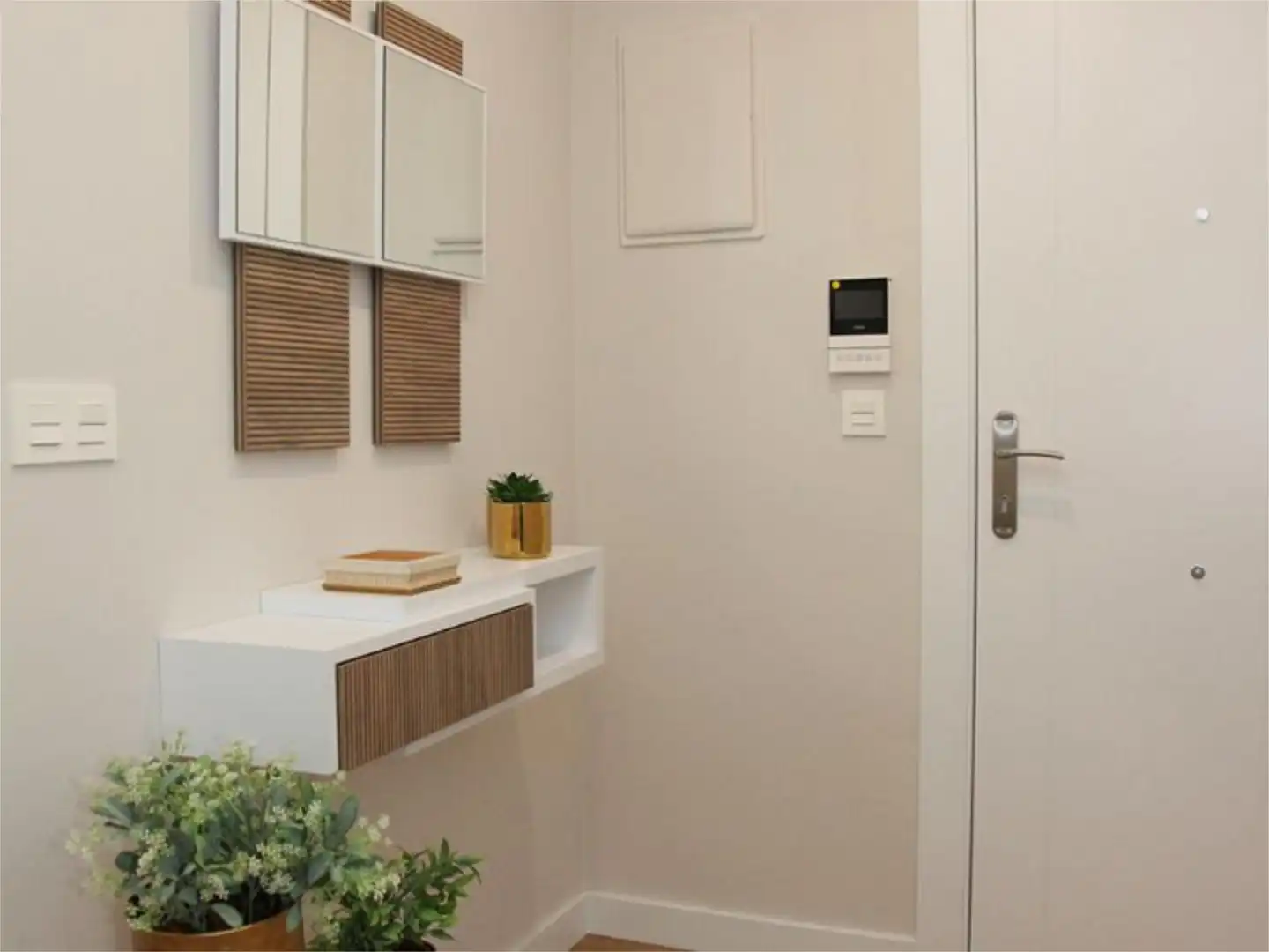Wohnung zum Verkauf in Tauste mit Klimaanlage, Terrasse und Balkon