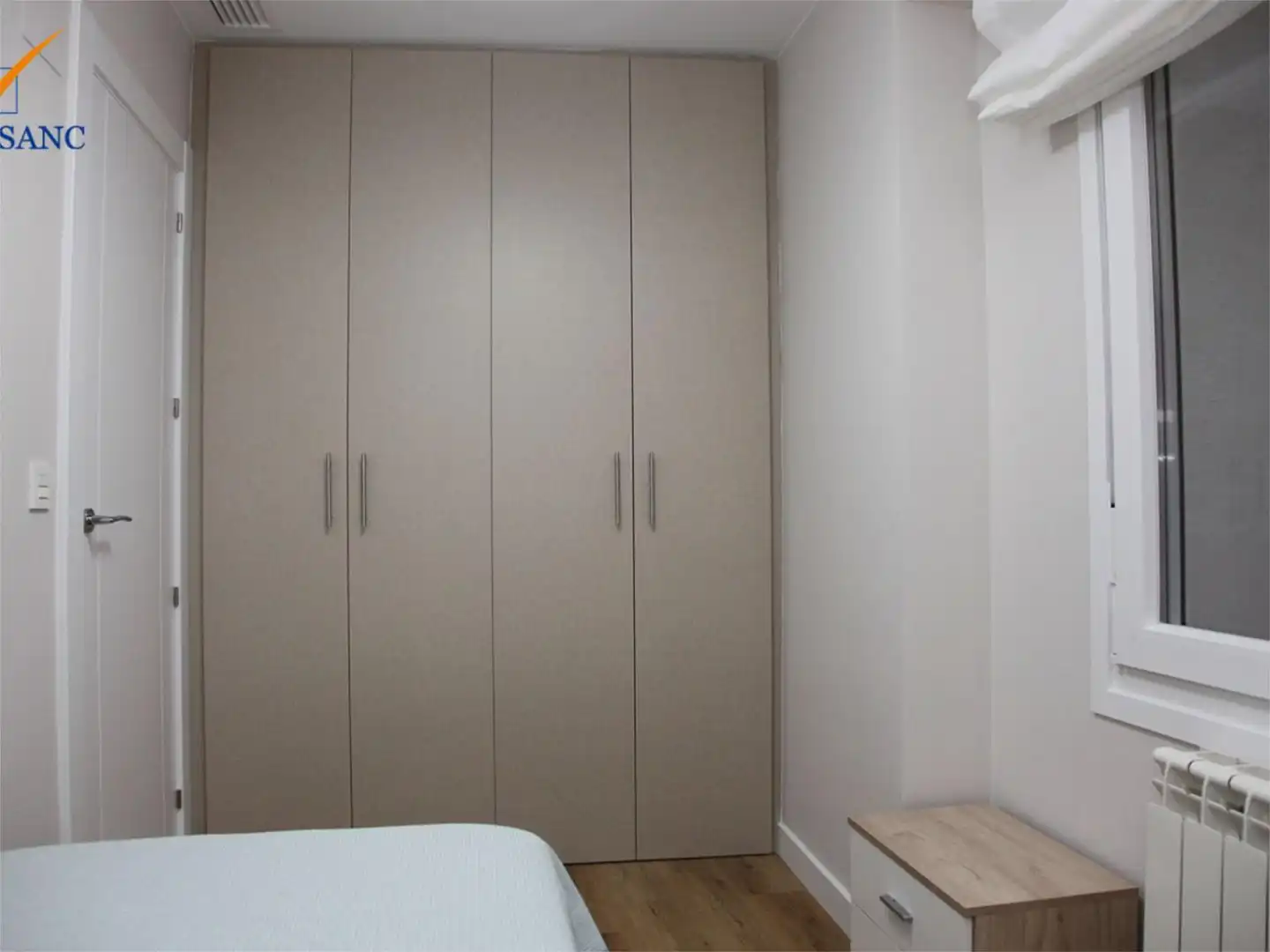 Schlafzimmer von Wohnung zum Verkauf in Tauste mit Klimaanlage, Terrasse und Balkon