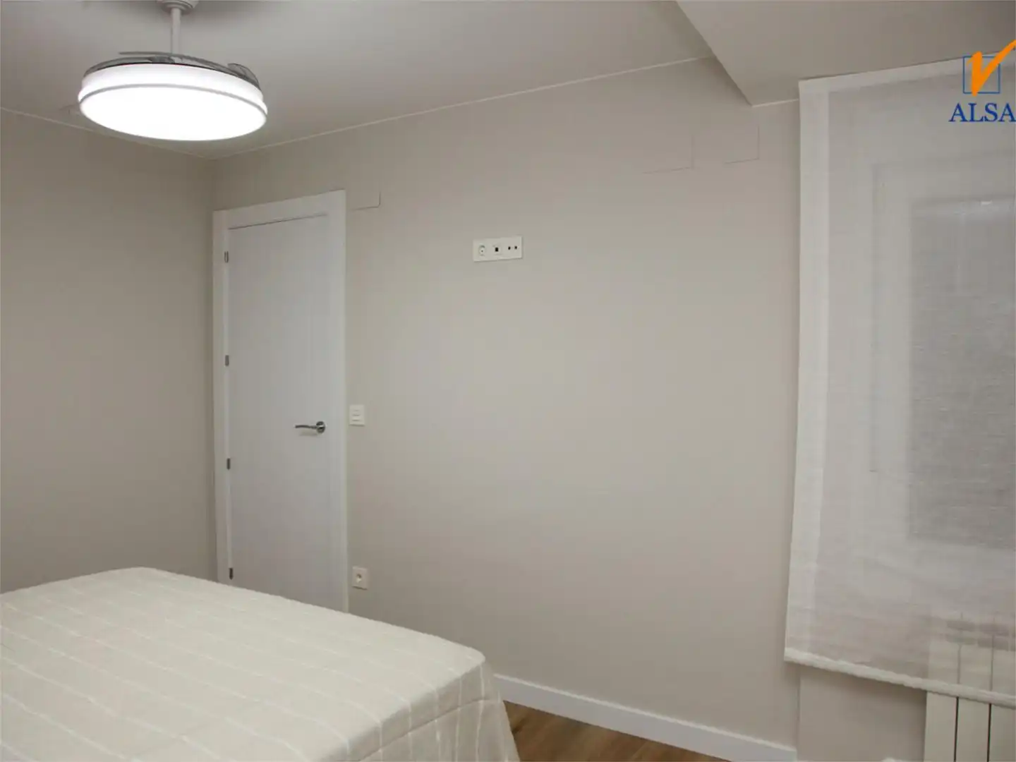Schlafzimmer von Wohnung zum Verkauf in Tauste mit Klimaanlage, Terrasse und Balkon