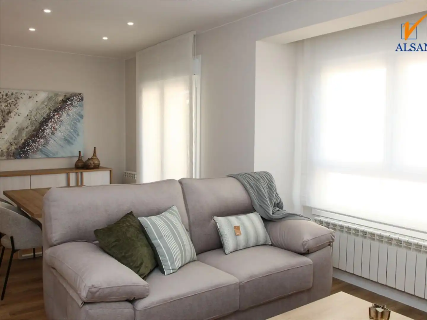 Wohnzimmer von Wohnung zum Verkauf in Tauste mit Klimaanlage, Terrasse und Balkon