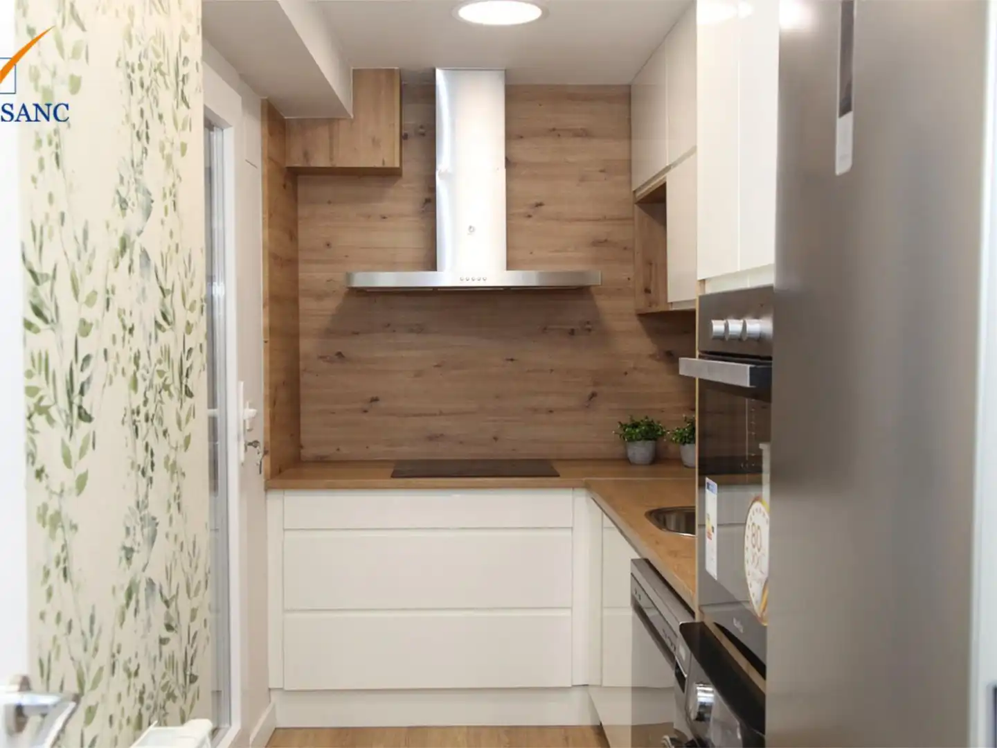 Küche von Wohnung zum Verkauf in Tauste mit Klimaanlage, Terrasse und Balkon