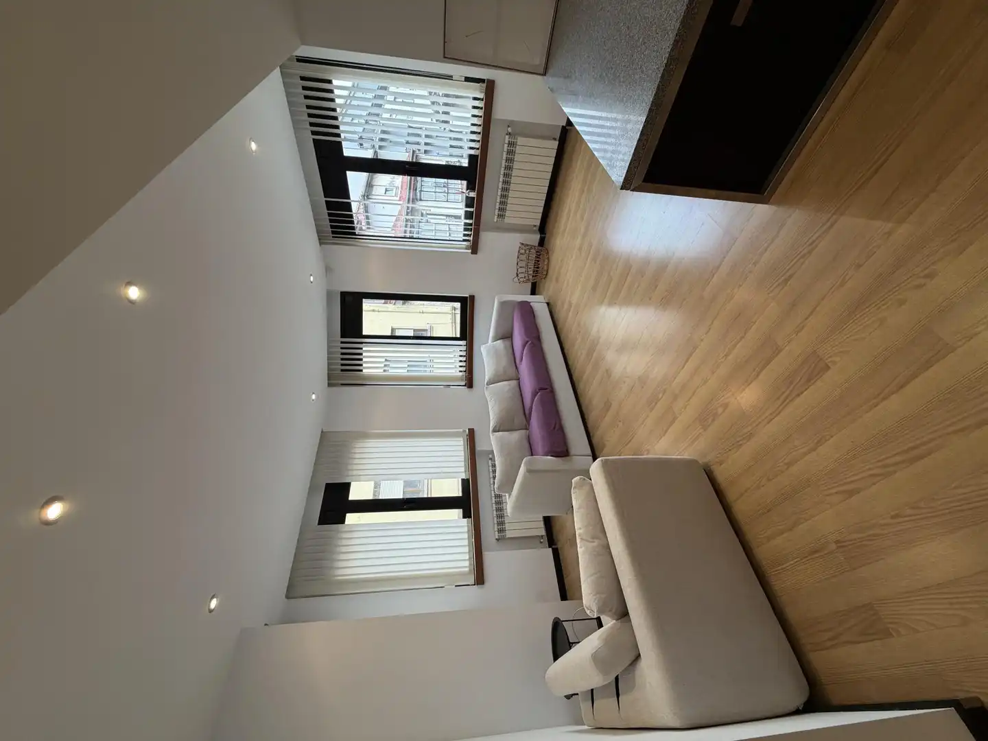 Living room of Flat for rent in Torrelavega   with Heating, Parquet flooring and Furnished