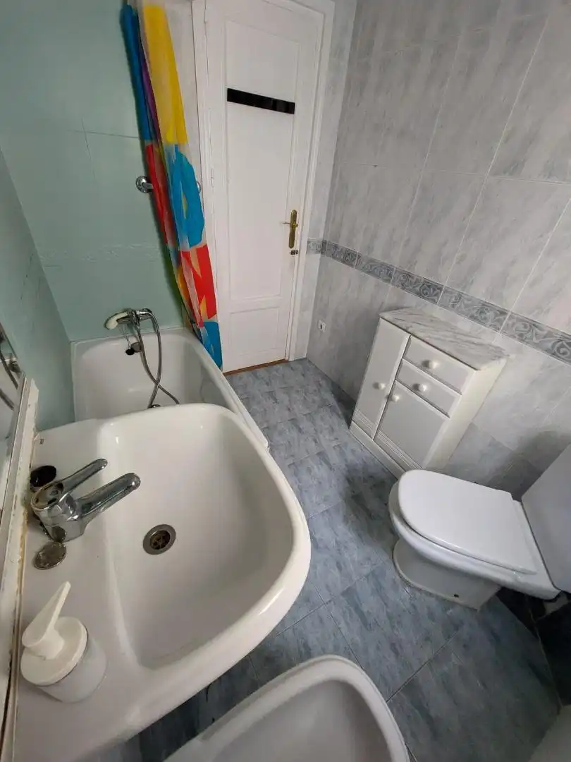 Habitación en Calle de Joaquín María López, Gaztambide Baño de Piso para compartir en Madrid con Calefacción, Amueblado y Horno