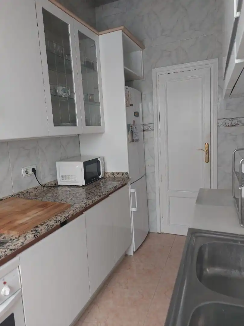 Habitación en Calle de Joaquín María López, Gaztambide Cocina de Piso para compartir en Madrid con Calefacción, Amueblado y Horno