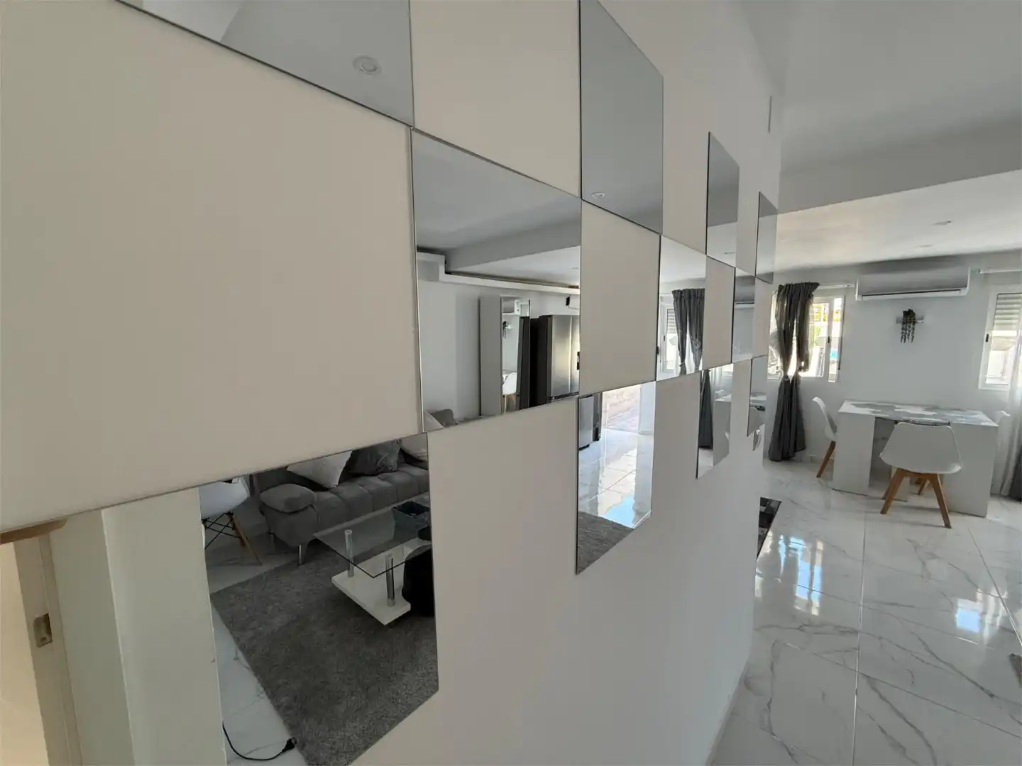 Sala de estar de Piso en venta en Torrevieja con Aire acondicionado, Calefacción y Jardín privado
