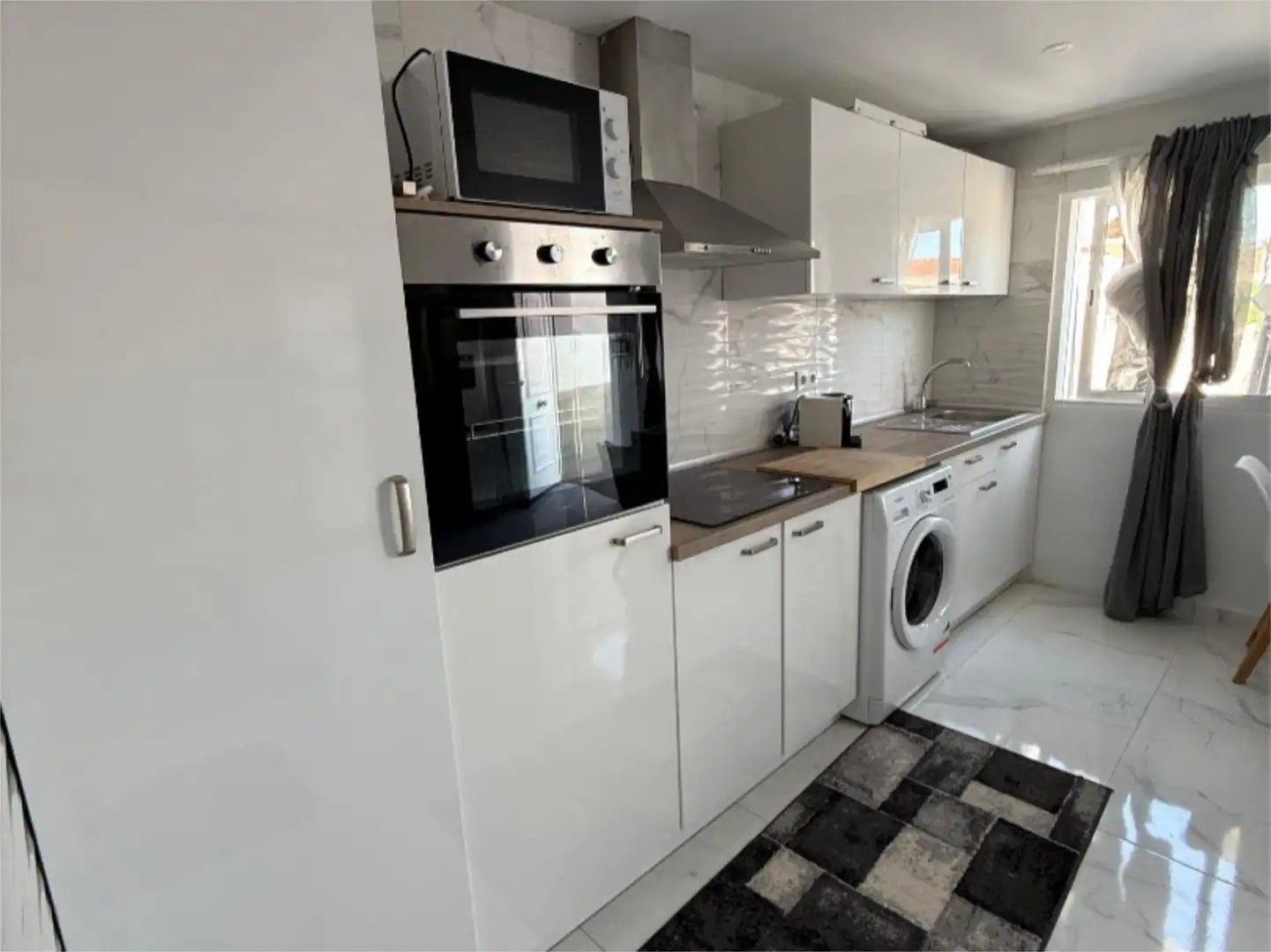 Cocina de Piso en venta en Torrevieja con Aire acondicionado, Calefacción y Jardín privado