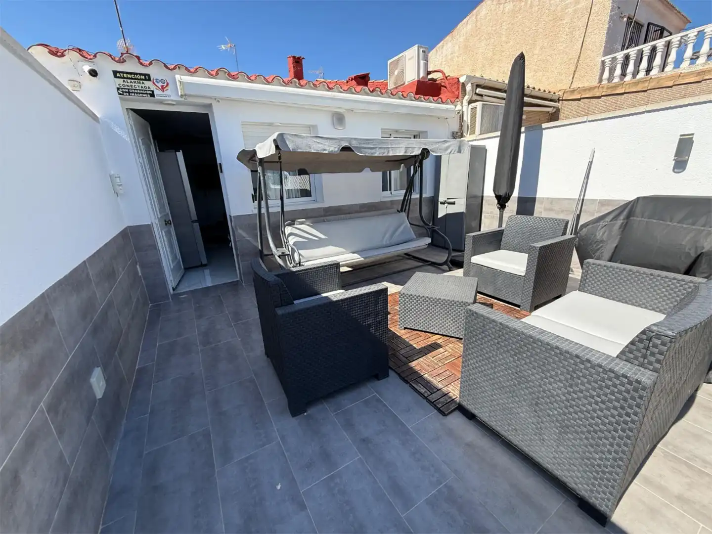 Terraza de Piso en venta en Torrevieja con Aire acondicionado, Calefacción y Jardín privado