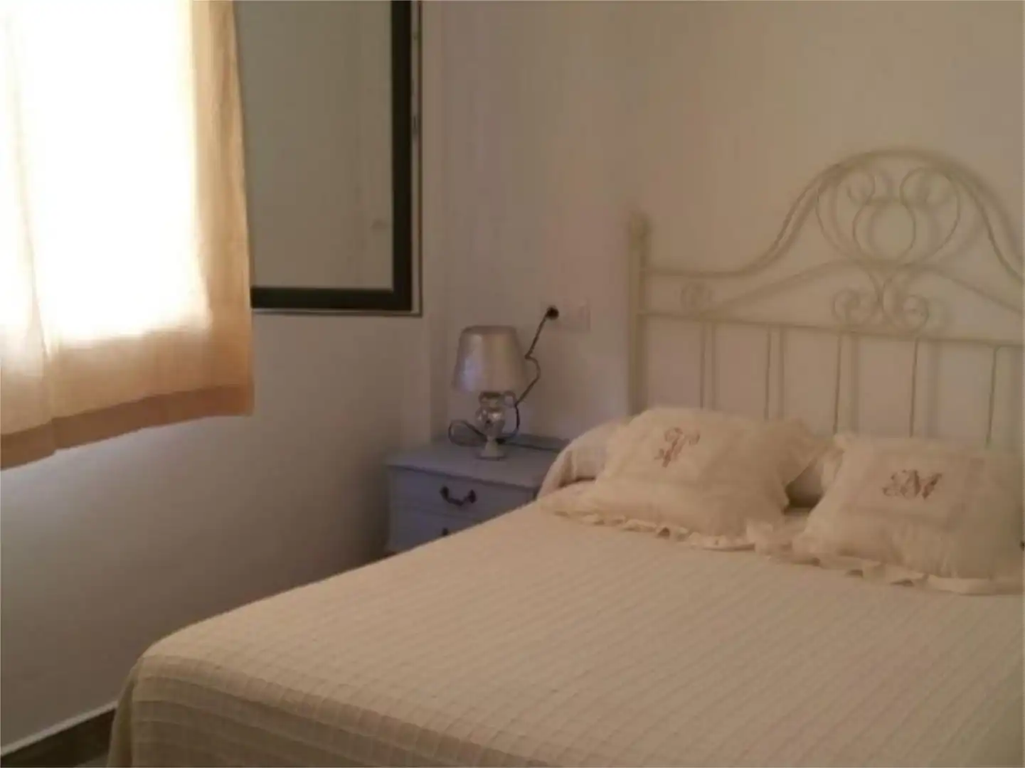 Casa adosada en venda a Calle Santa Ana de Íllora, 18, Íllora Dormitori de Casa adosada en venda en Íllora amb Terrassa