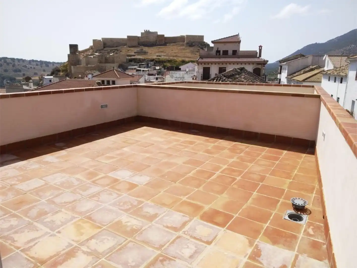 Casa adosada en venda a Calle Santa Ana de Íllora, 18, Íllora Terrassa de Casa adosada en venda en Íllora amb Terrassa