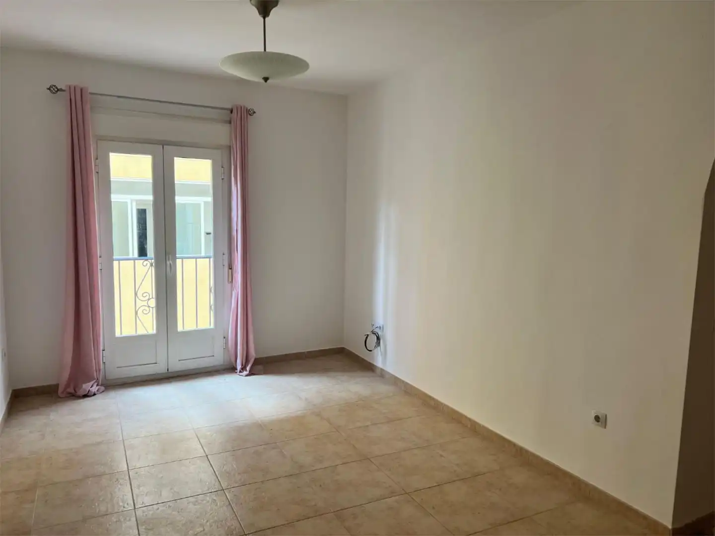 Sala de estar de Piso de alquiler en Cuevas del Almanzora con Amueblado, Parking comunitario y Balcón