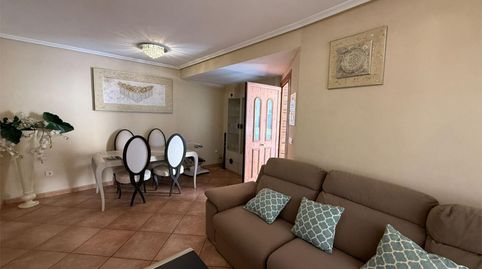 Foto 4 von Einfamilien-Reihenhaus zum Verkauf in Calle Albéniz, 9, Rojales, Alicante