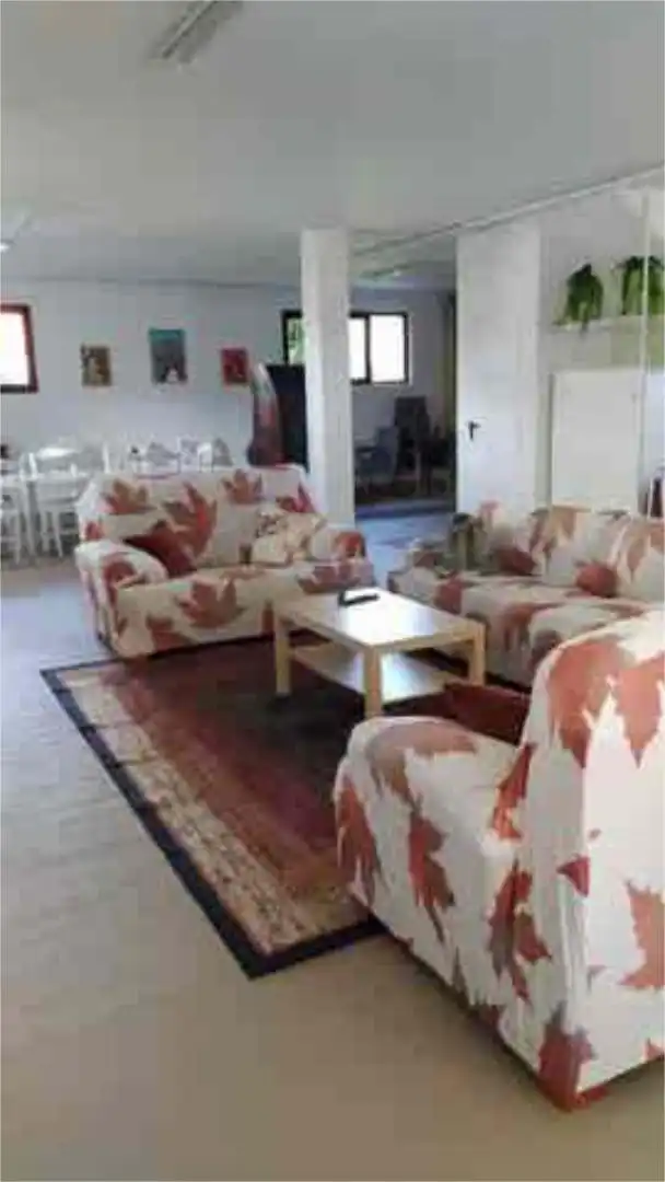 Local de alquiler en Villaescusa (Cantabria) Sala de estar de Local de alquiler en Villaescusa (Cantabria)