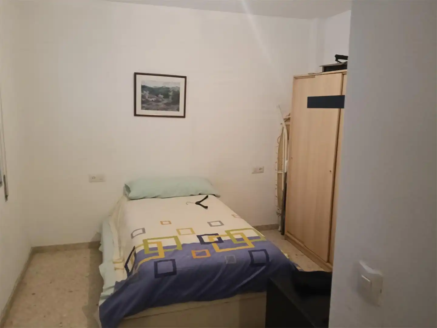 Piso en venta en Calle Doctor Miguel Servet, 3, Fernán-Núñez Habitación de Piso en venta en Fernán-Núñez con Terraza, Trastero y Amueblado