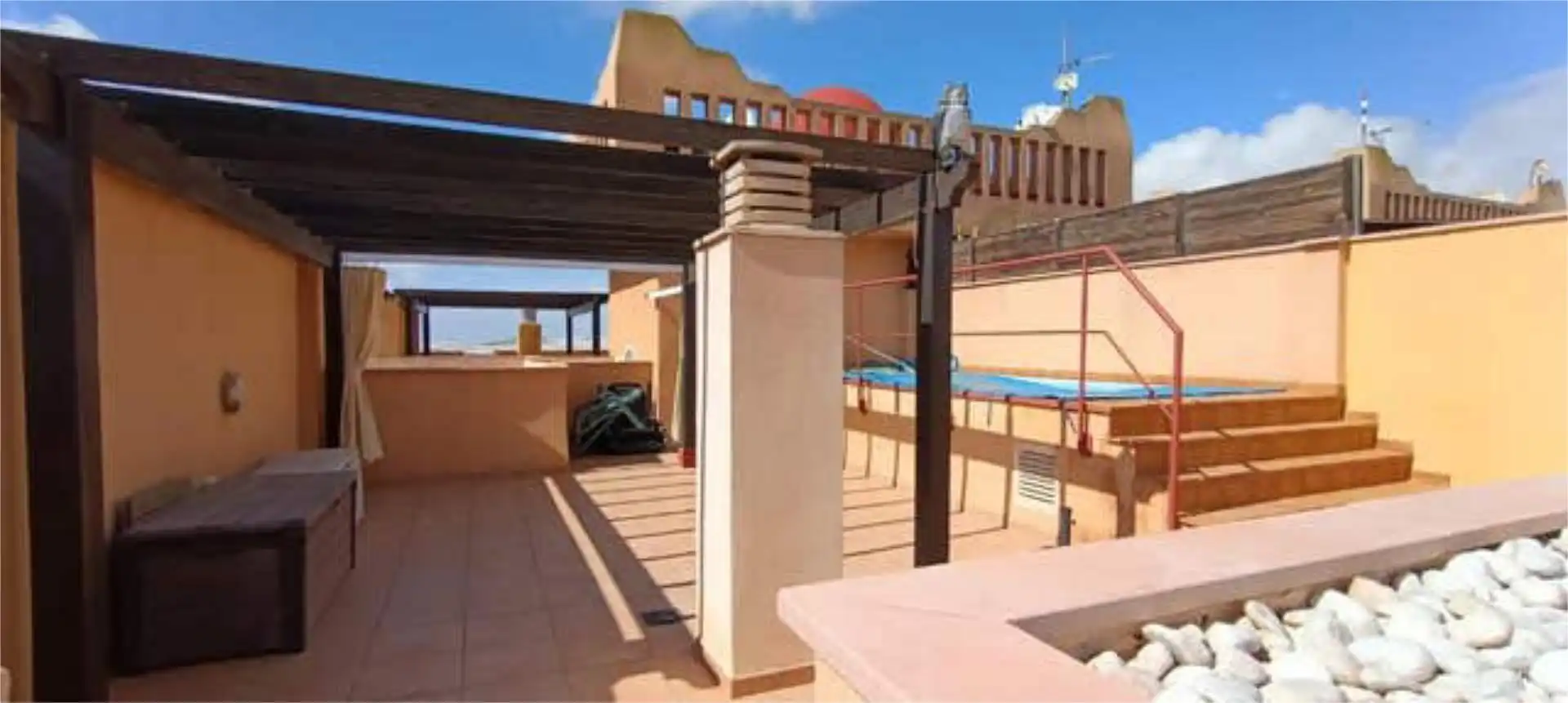 Terrassa de Àtic en venda en Roquetas de Mar amb Terrassa i Piscina