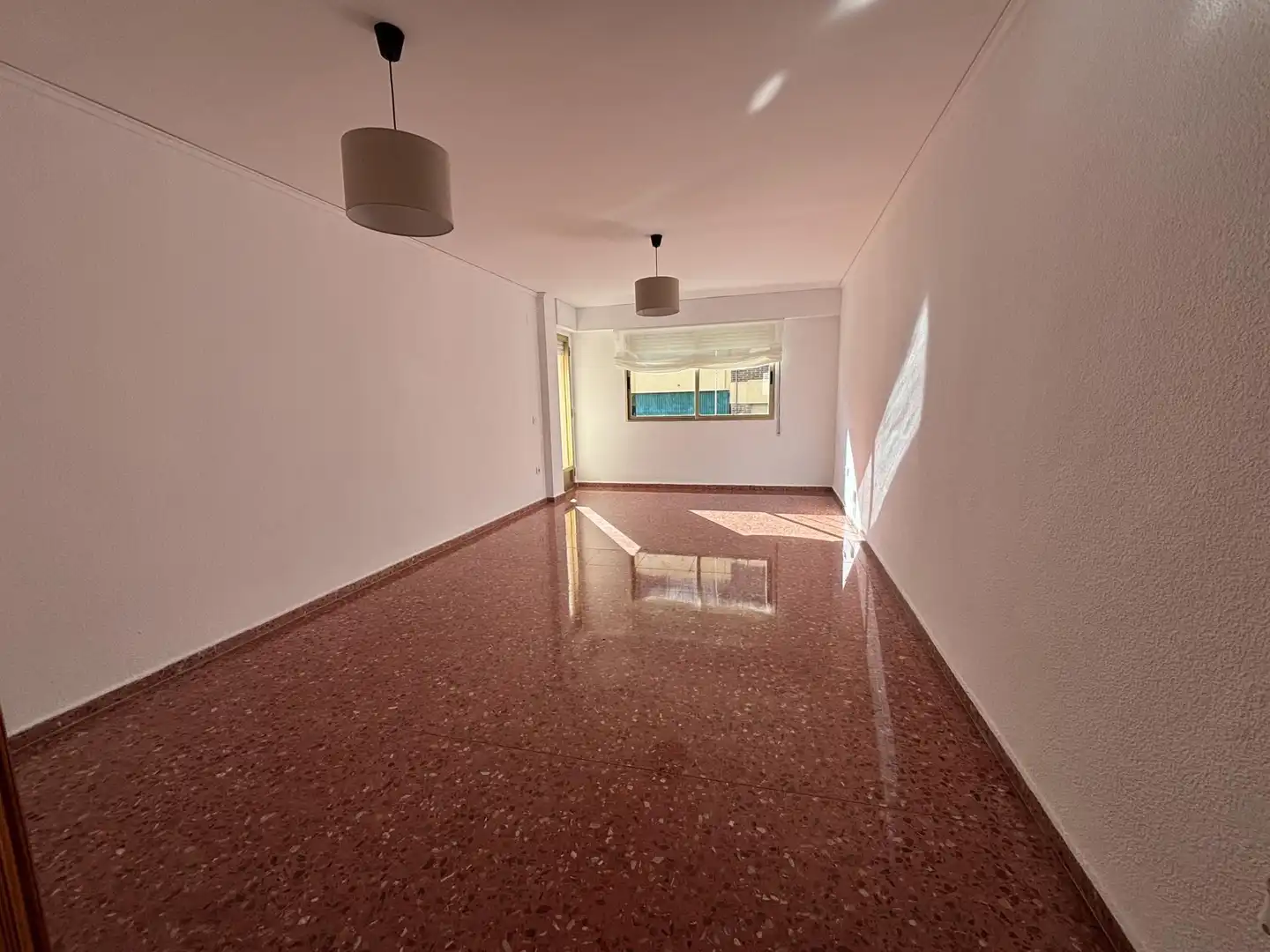 Exterior view of Flat for rent in Gandia  with Air Conditioner, Storage room and Balcony