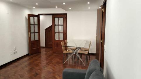 Foto 2 de Piso de alquiler en O Milladoiro, Ames