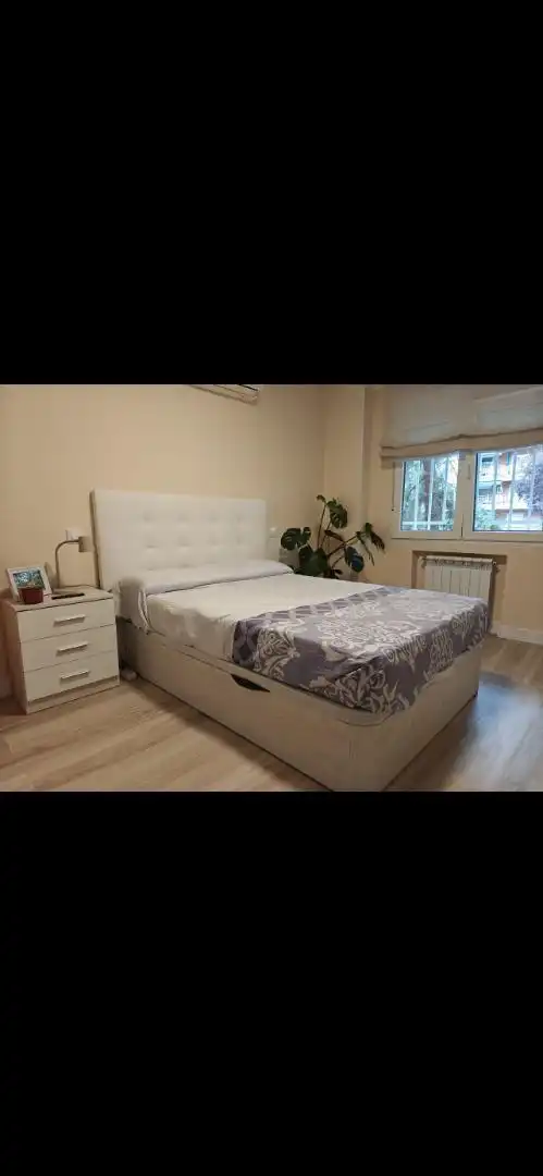 Room in Calle Porto Cristo, 11, Parque Lisboa - La Paz