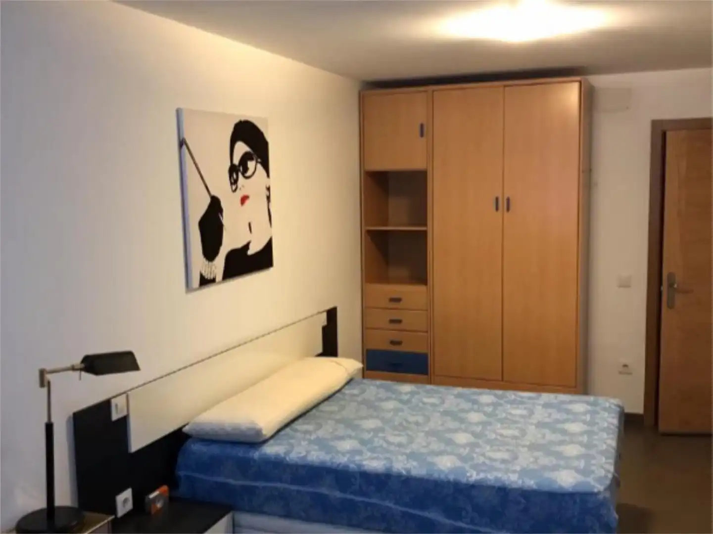 Habitación de Estudio de alquiler en Almagro con Aire acondicionado y Amueblado