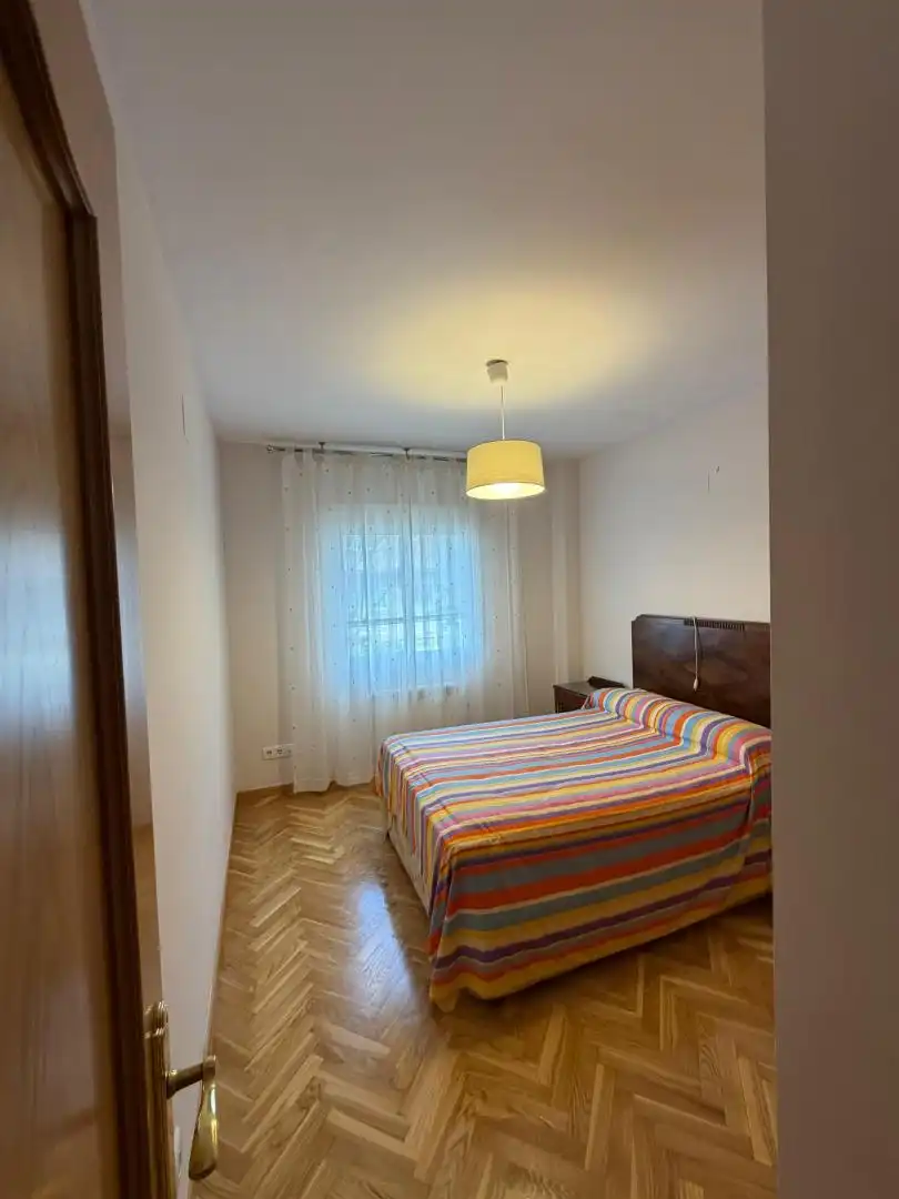 Bedroom of Houses for sale in Fuenlabrada  with Air Conditioner, Heating and Private garden