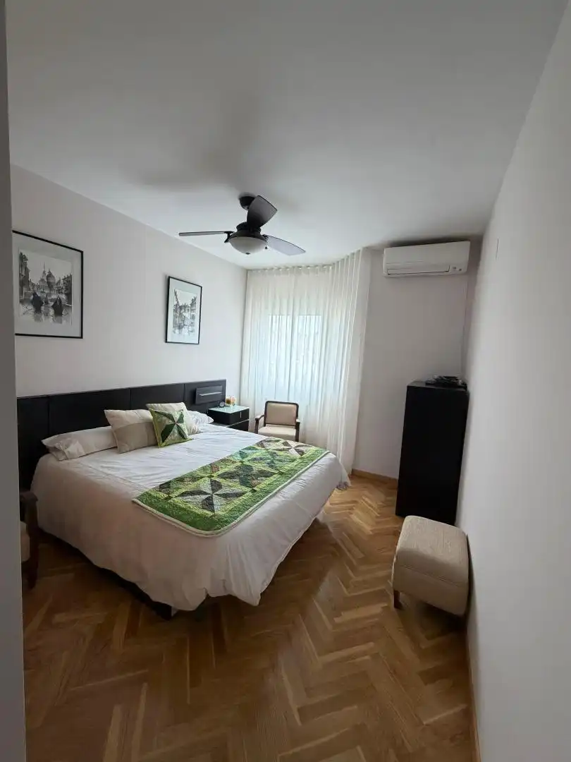 Bedroom of Houses for sale in Fuenlabrada  with Air Conditioner, Heating and Private garden