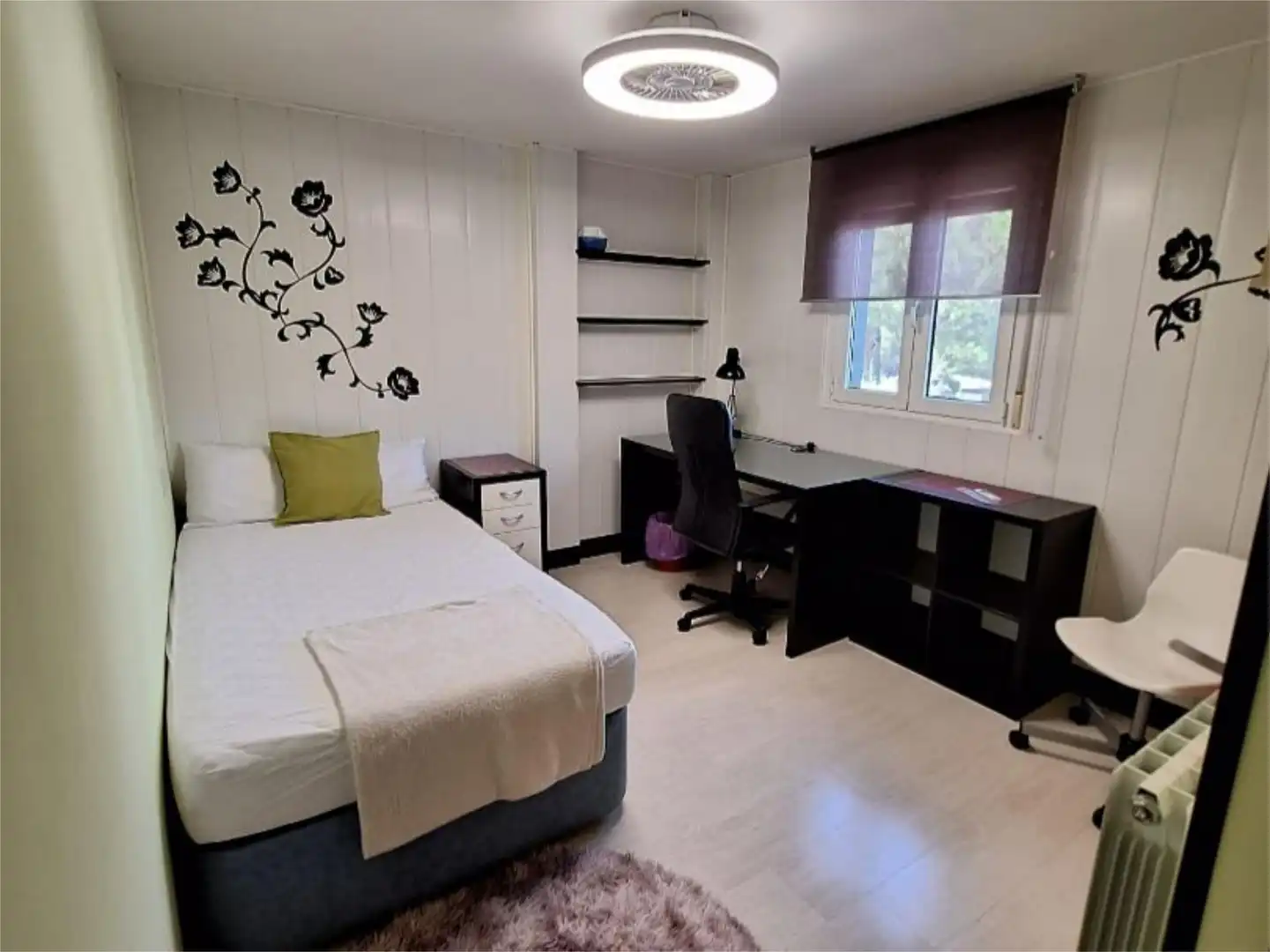 Habitación en Calle Tajo, 1, El Bosque Habitación de Casa o chalet para compartir en Villaviciosa de Odón con Calefacción