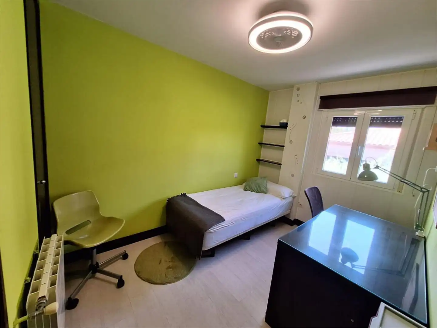 Habitación en Calle Tajo, 1, El Bosque Habitación de Casa o chalet para compartir en Villaviciosa de Odón con Calefacción