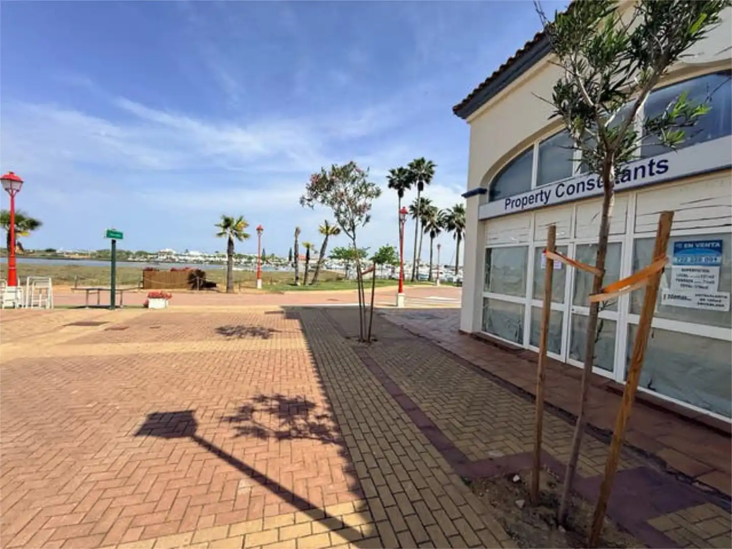 Local de lloguer a Punta del Moral Vista exterior de Local de lloguer en Ayamonte
