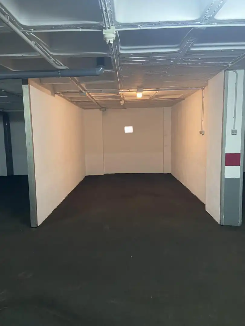 Garaje de alquiler en Calle Sancho Medina, 23, El Carril - Paseo de Chapi