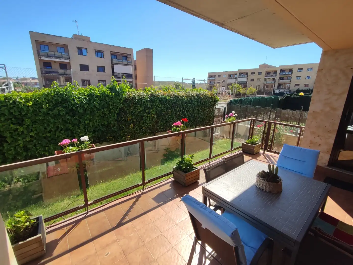 Piso en venta en Calle Leonardo Da Vinci, 32, Carbajosa de la Sagrada Terraza de Piso en venta en Carbajosa de la Sagrada con Terraza y Balcón