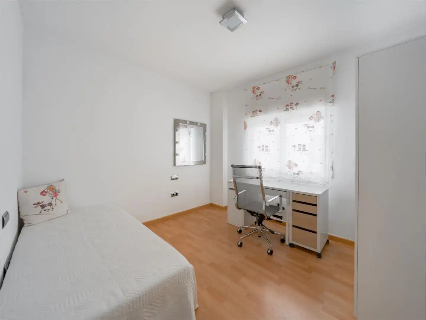 Room in Calle José Antonio Ponzoa, 5, San Miguel Room in Calle José Antonio Ponzoa, 5, San Miguel