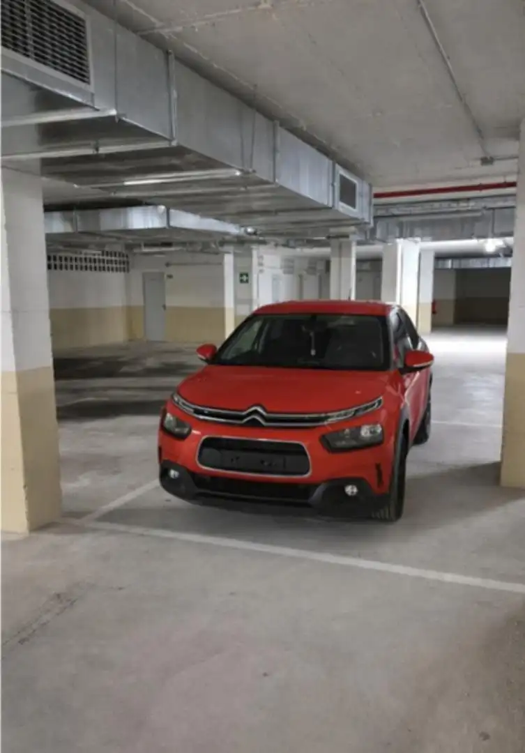 Garage for rent in Calle Pensamiento, 54, Torreblanca del Sol Exterior view of Garage for rent in Fuengirola