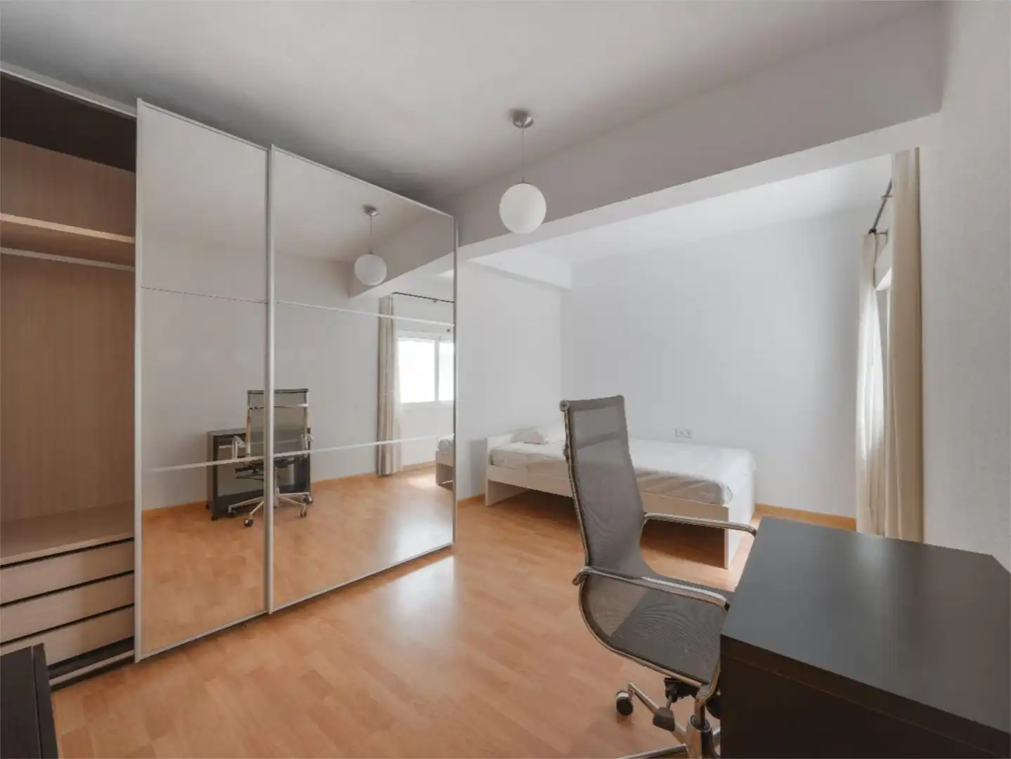 Bedroom of Flat for sale in  Murcia Capital  with Parquet flooring, Terrace and Furnished