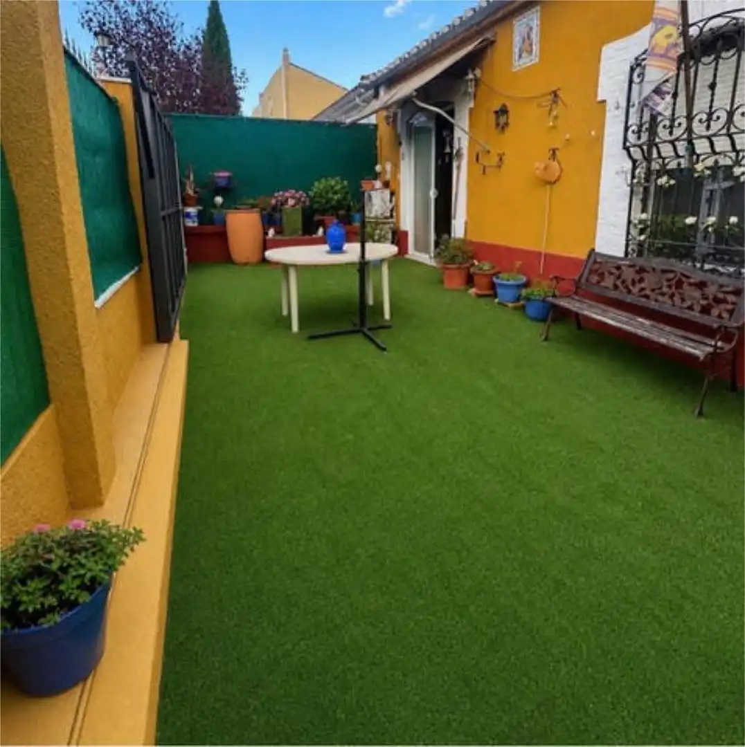 Casa adosada en venta en Castellar Terraza de Casa adosada en venta en Castellar con Calefacción, Jardín privado y Terraza