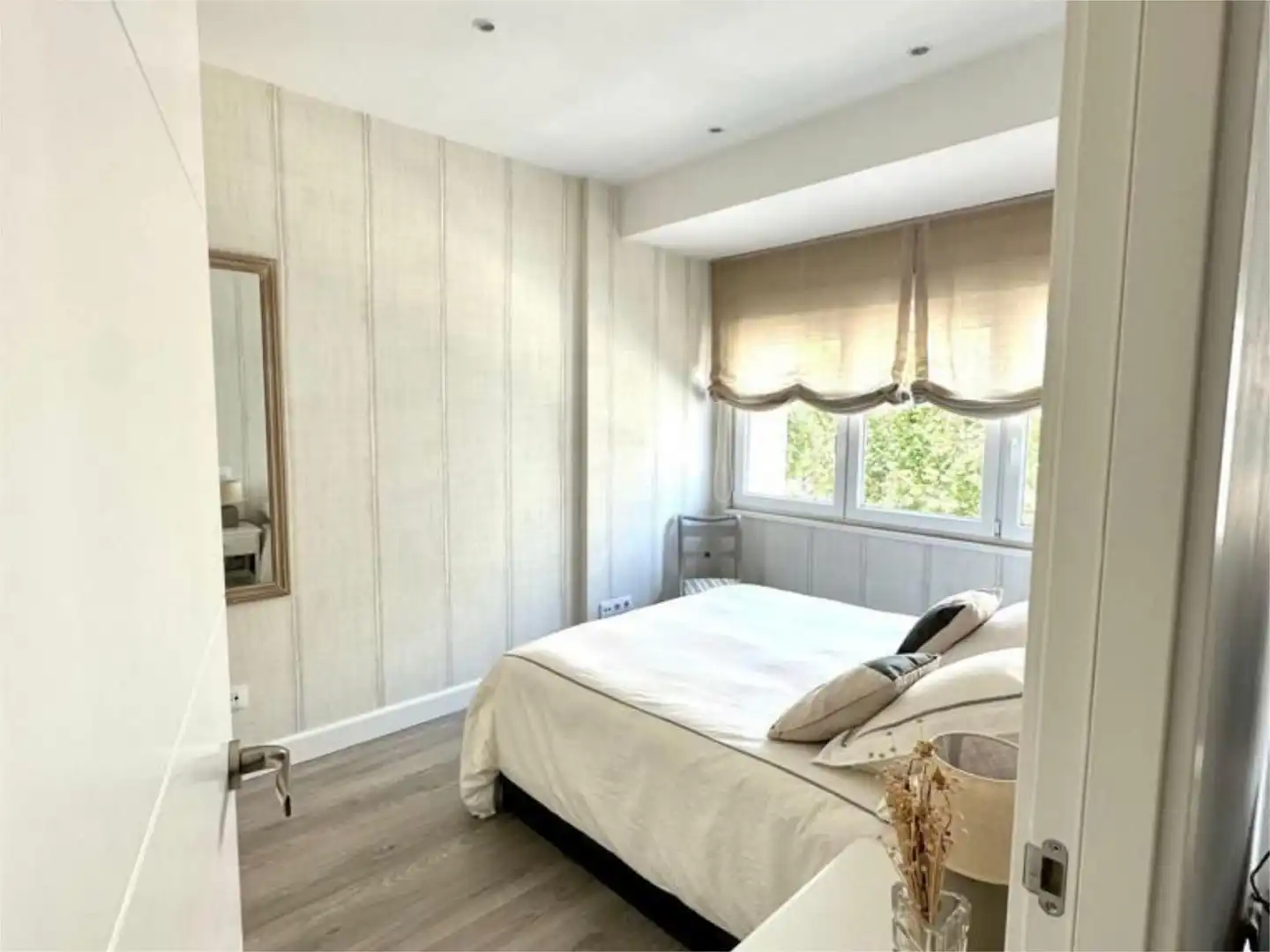 Wohnung zur Miete in Calle de Núñez de Balboa, 118, El Viso Schlafzimmer von Wohnung zur Miete in Madrid mit Klimaanlage, Heizung und Privatgarten