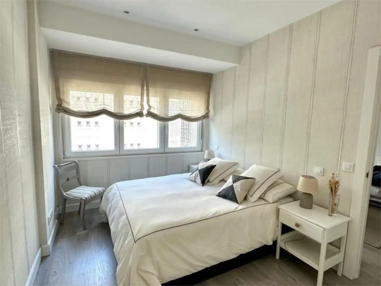 Wohnung zur Miete in Calle de Núñez de Balboa, 118, El Viso Schlafzimmer von Wohnung zur Miete in Madrid mit Klimaanlage, Heizung und Privatgarten