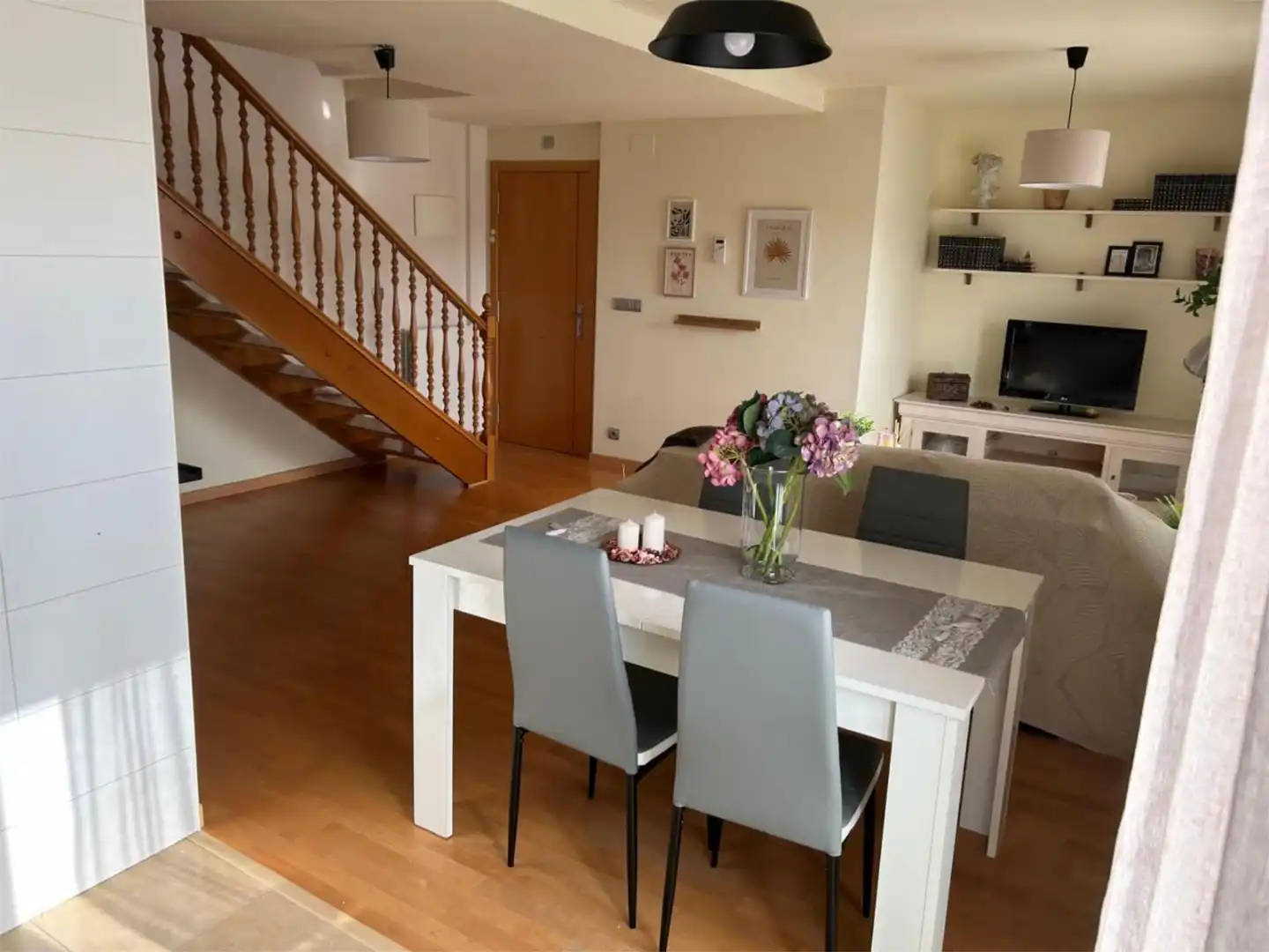 Dúplex en venta en Avenida Esteribar, 107, Esteribar Comedor de Dúplex en venta en Esteribar con Calefacción, Parquet y Piscina