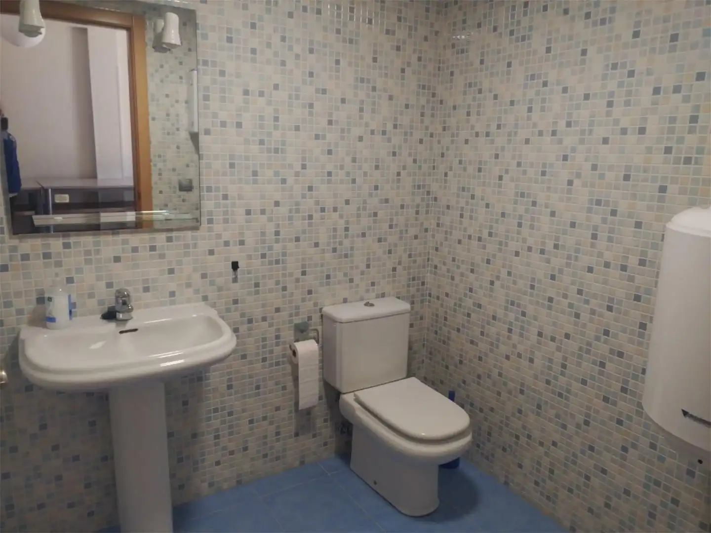 Dúplex en venta en Avenida Esteribar, 107, Esteribar Baño de Dúplex en venta en Esteribar con Calefacción, Parquet y Piscina