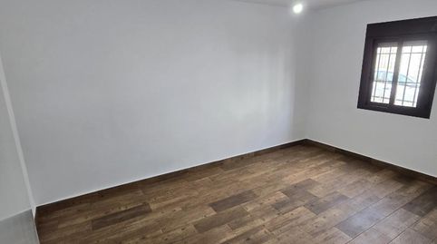 Foto 4 de Casa o chalet en venta en Avenida Sevilla, 10, Brenes, Sevilla