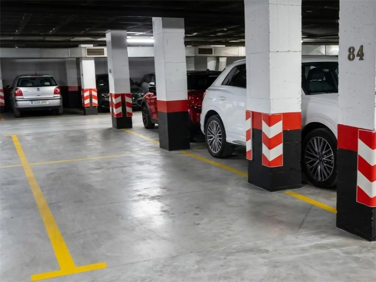 Parking of Flat for sale in Alicante / Alacant  with Air Conditioner, Terrace and Swimming Pool