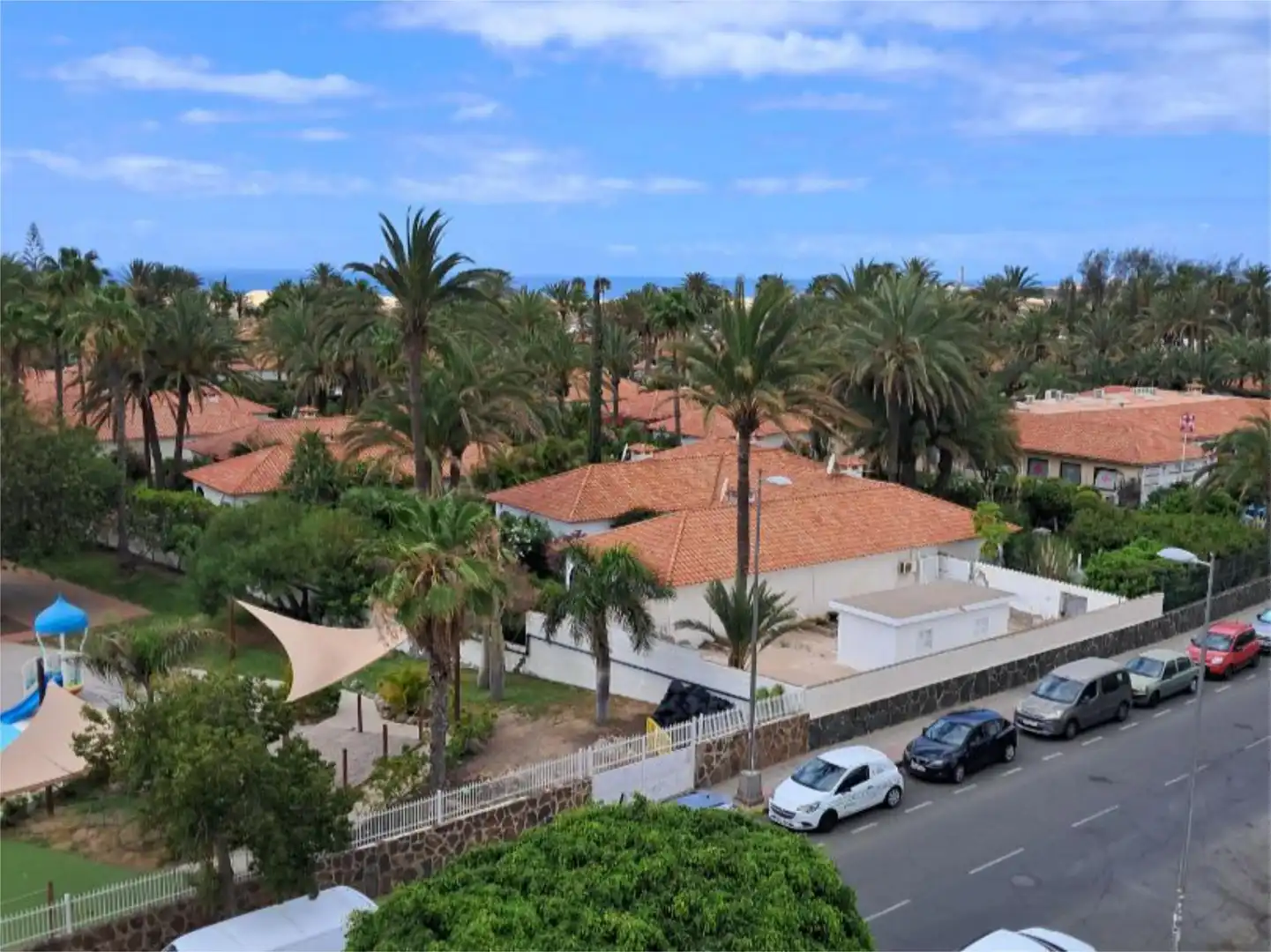 Exterior view of Apartments for rent in San Bartolomé de Tirajana  with Swimming Pool, Community parking and Video intercom