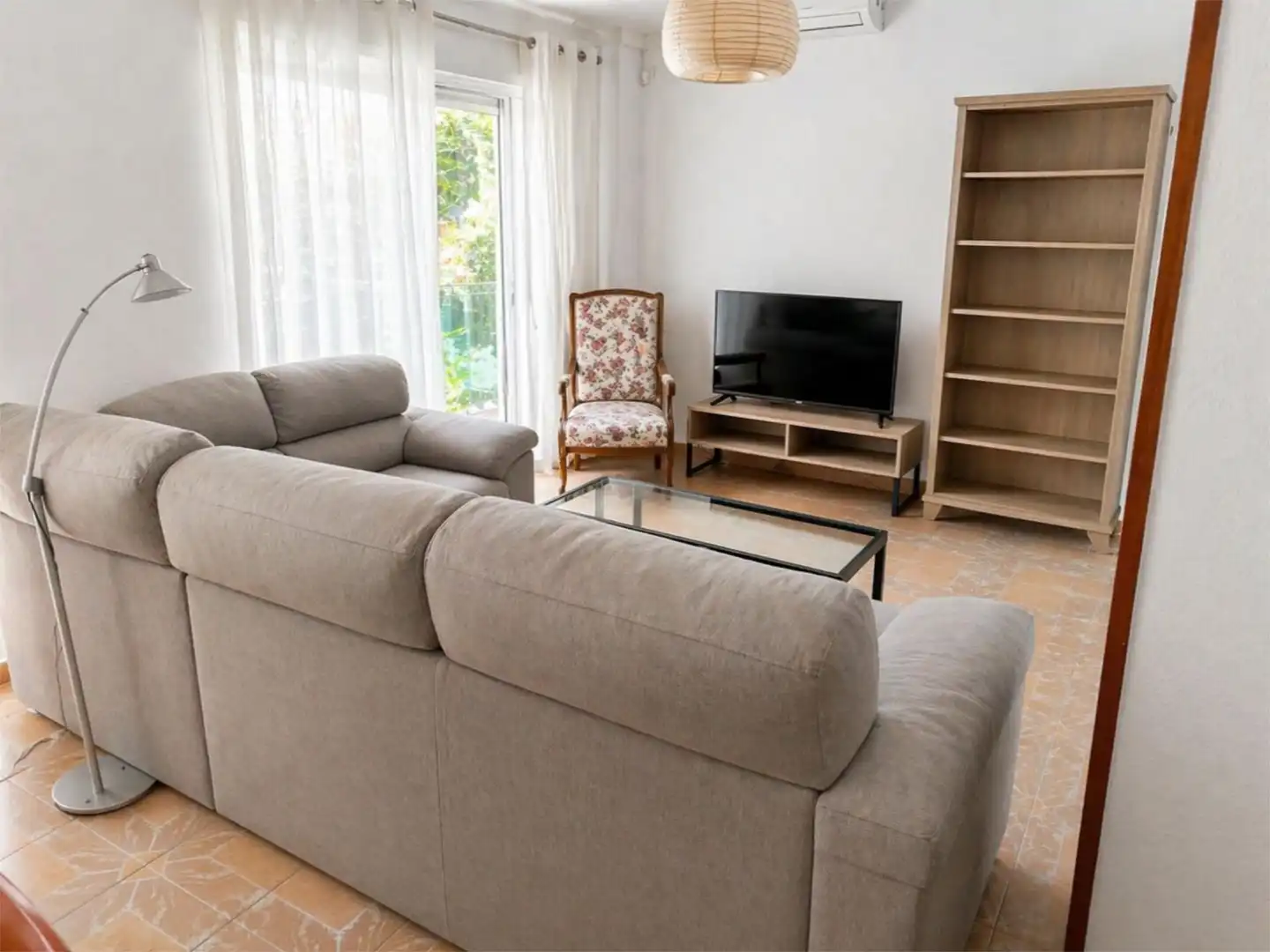 Wohnzimmer von Wohnung zum Verkauf in  Madrid Capital mit Klimaanlage, Terrasse und Balkon