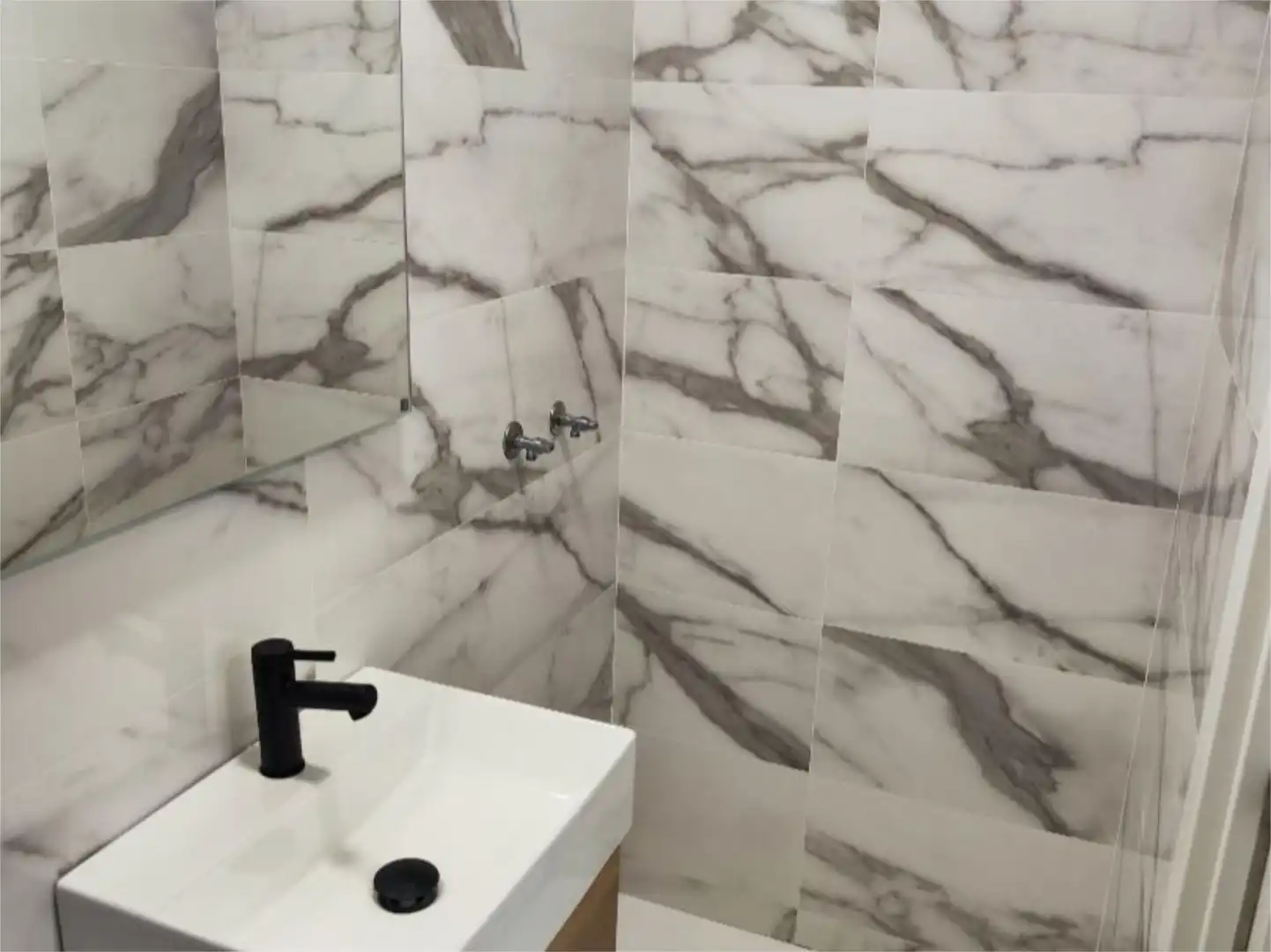 Habitació a Calle del Obispo Almarcha, 12, El Ejido - Santa Ana Bany de Apartament per a compartir en León Capital amb Calefacció, Jardí privat i Parquet
